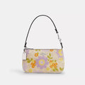 Bolso Nolita 19 con estampado floral Coach